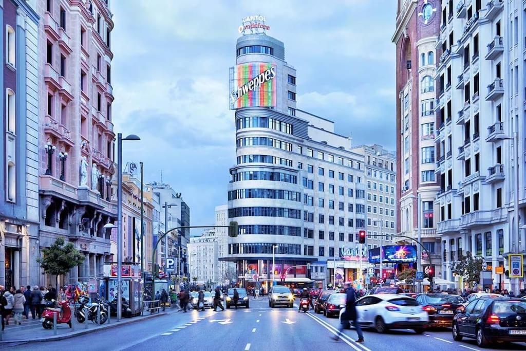 Punta Me Rooms In The Best Location Of Madrid Downtown Eksteriør billede