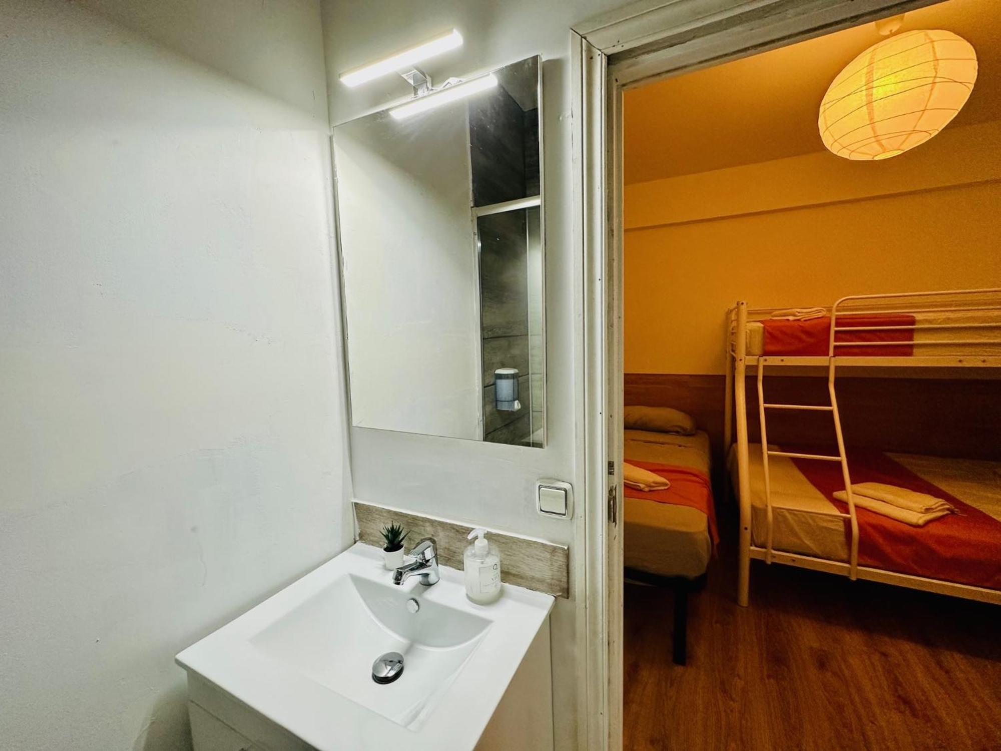 Punta Me Rooms In The Best Location Of Madrid Downtown Eksteriør billede